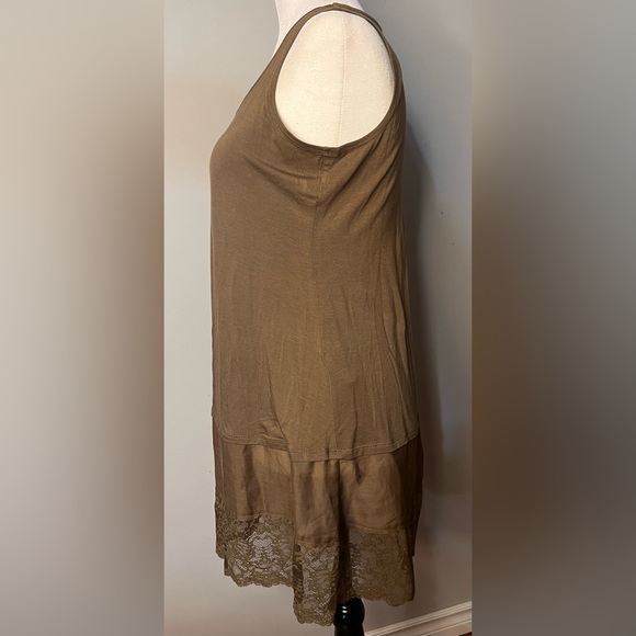 LOGO by Lori Goldstein Bronze Colored Tank Top Tunic w/ Layered Lace at Hemline! - Picture 4 of 8